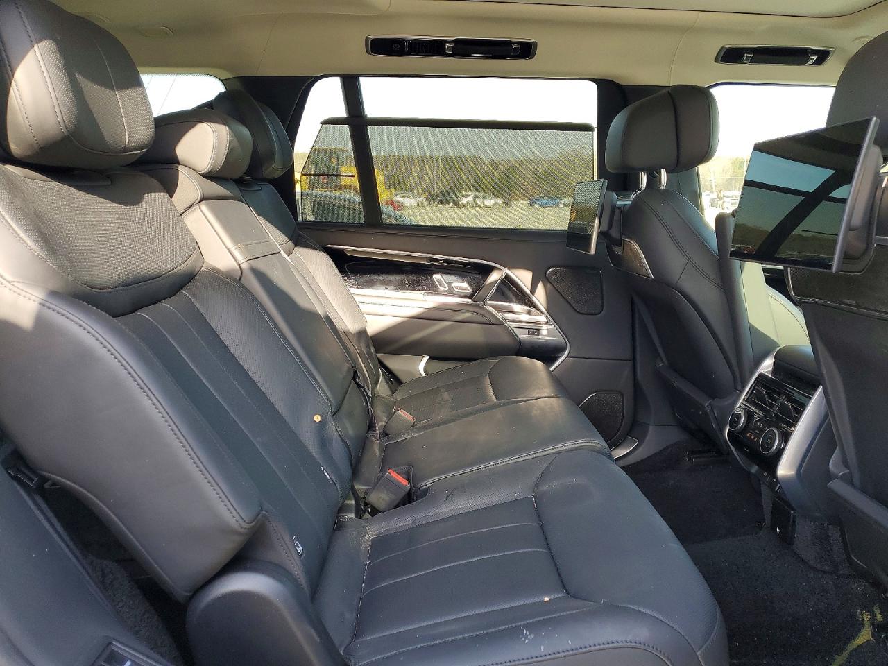 2025 LAND ROVER RANGE ROVER AUTOBIOGRAPHY photo 31