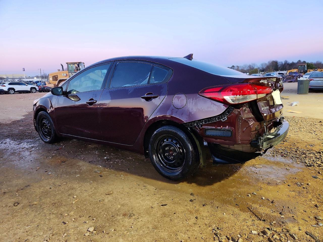 2017 KIA FORTE LX photo 2
