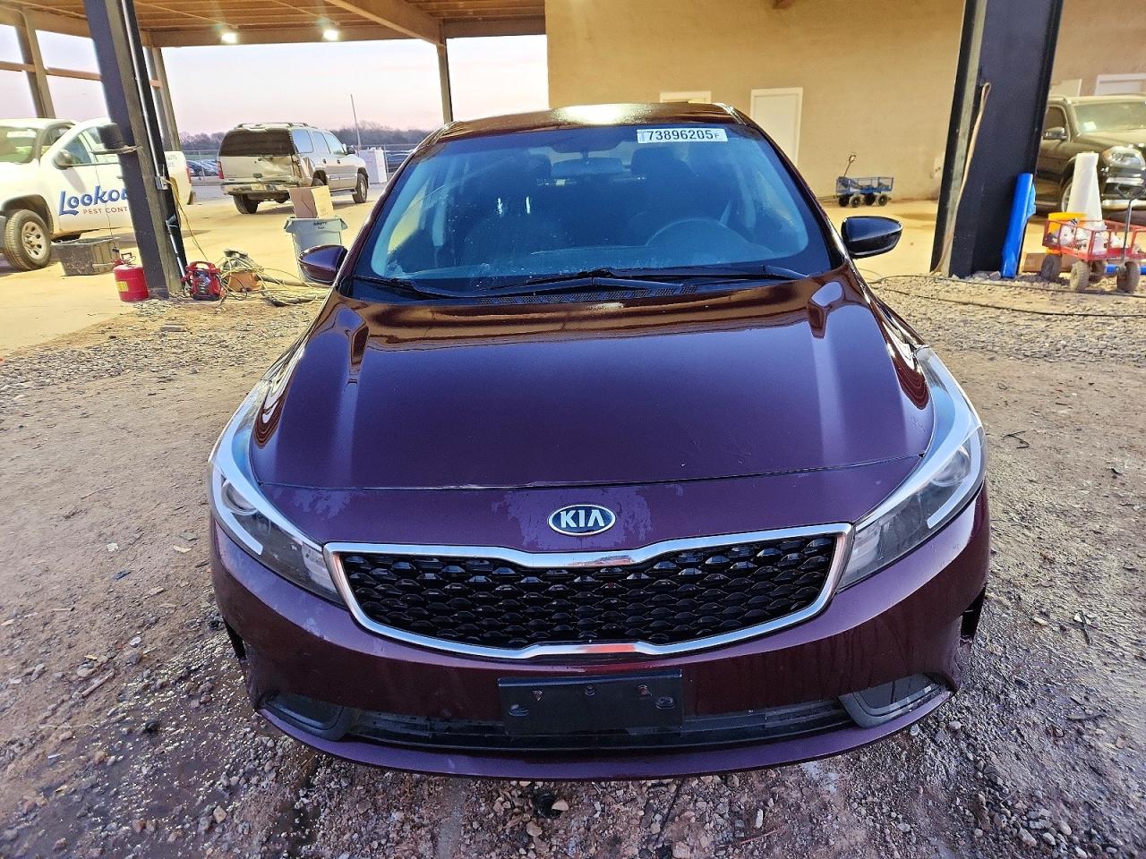 2017 KIA FORTE LX photo 5