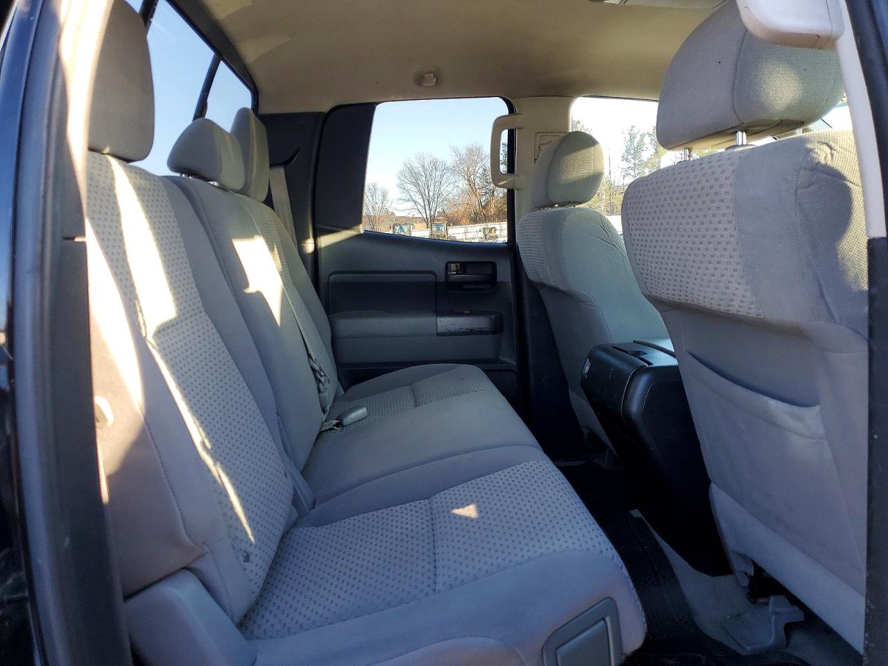 2011 TOYOTA TUNDRA DOUBLE CAB SR5 photo 19