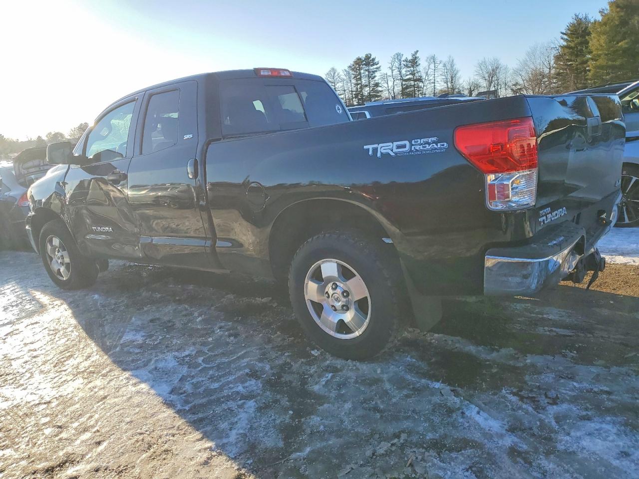 2011 TOYOTA TUNDRA DOUBLE CAB SR5 photo 3