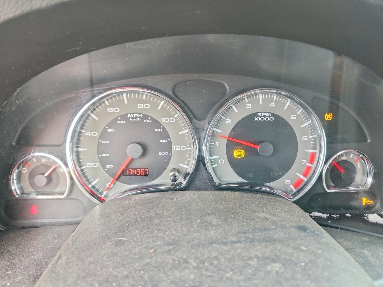 2006 PONTIAC TORRENT photo 17