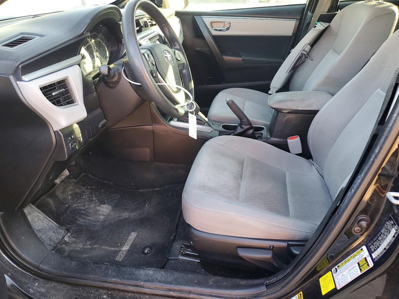 2016 TOYOTA COROLLA LE photo 7