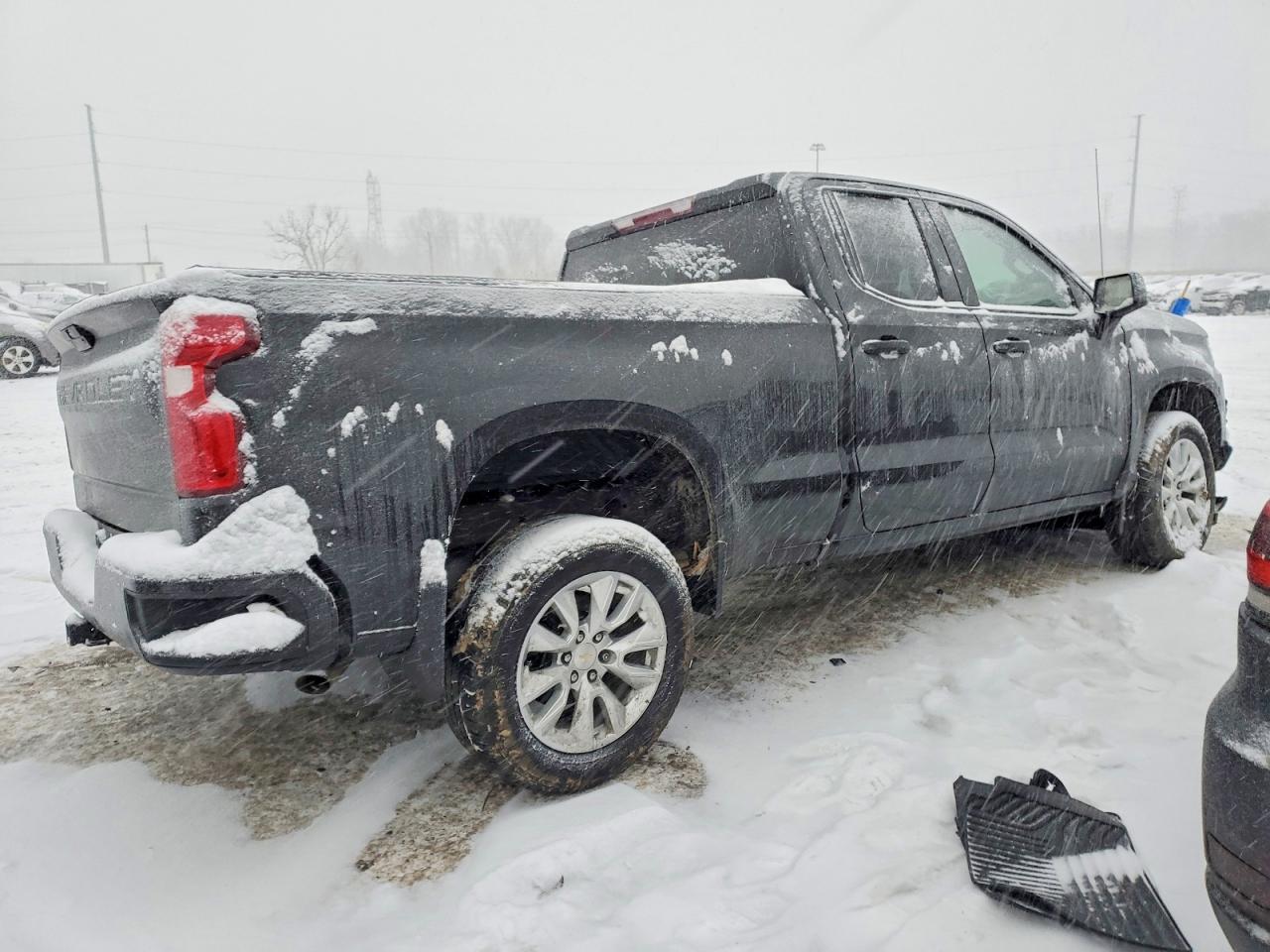 2021 CHEVROLET SILVERADO K1500 CUSTOM photo 5