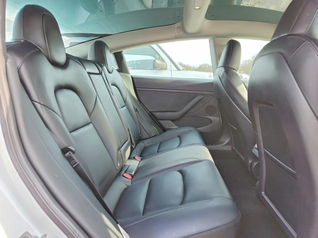 2022 TESLA MODEL 3 photo 19