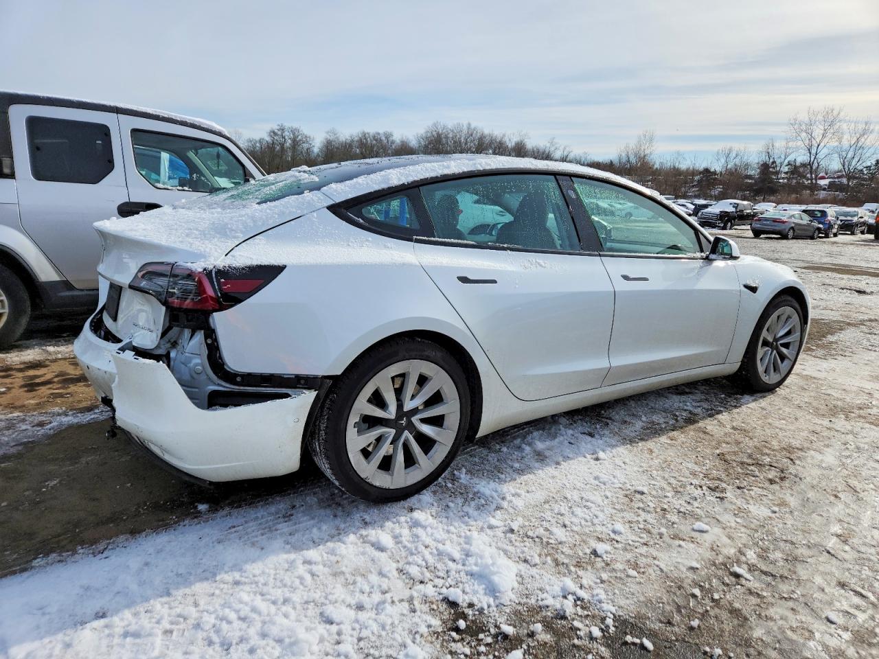 2022 TESLA MODEL 3 photo 5