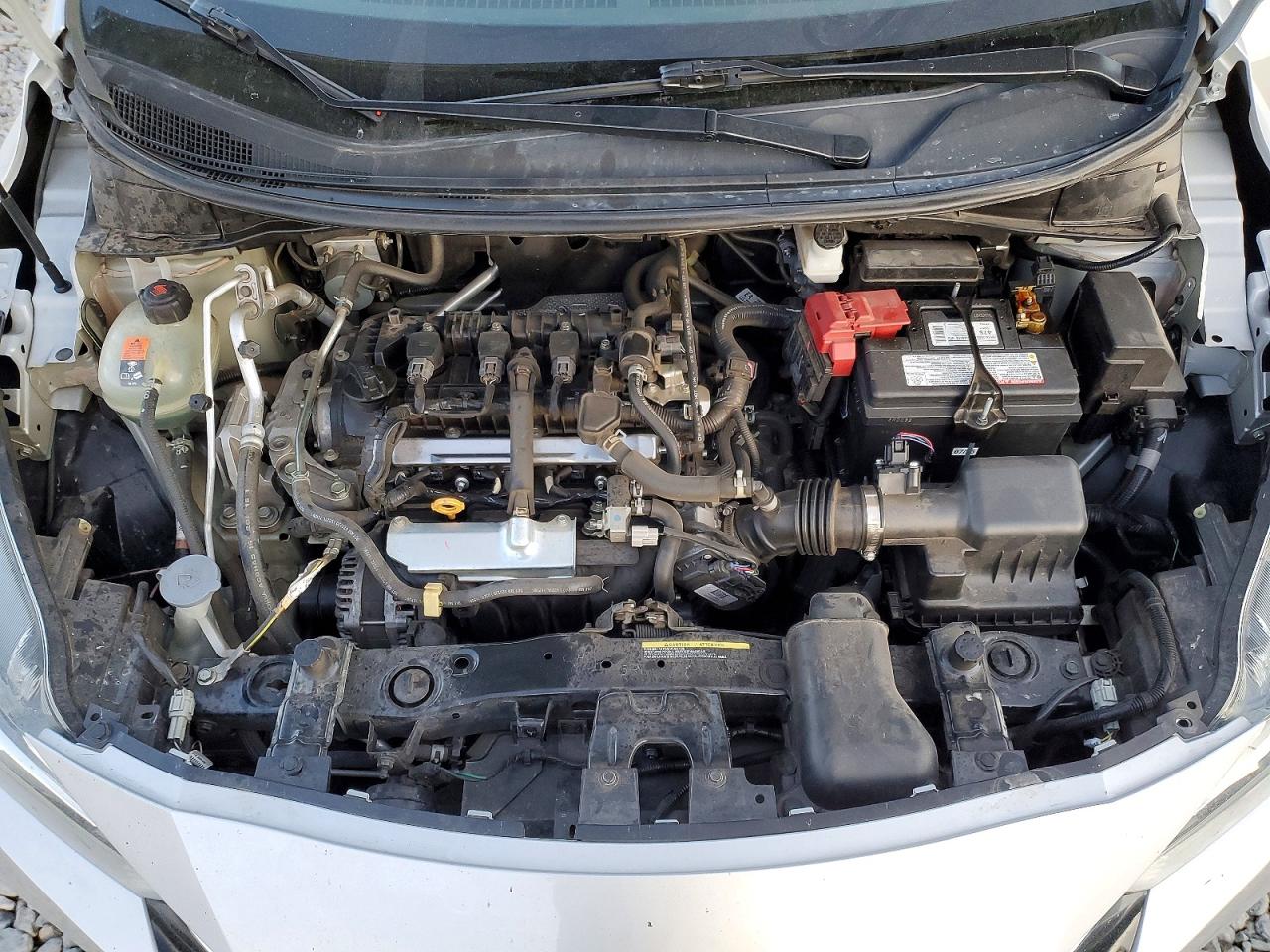 2021 NISSAN VERSA SV photo 11