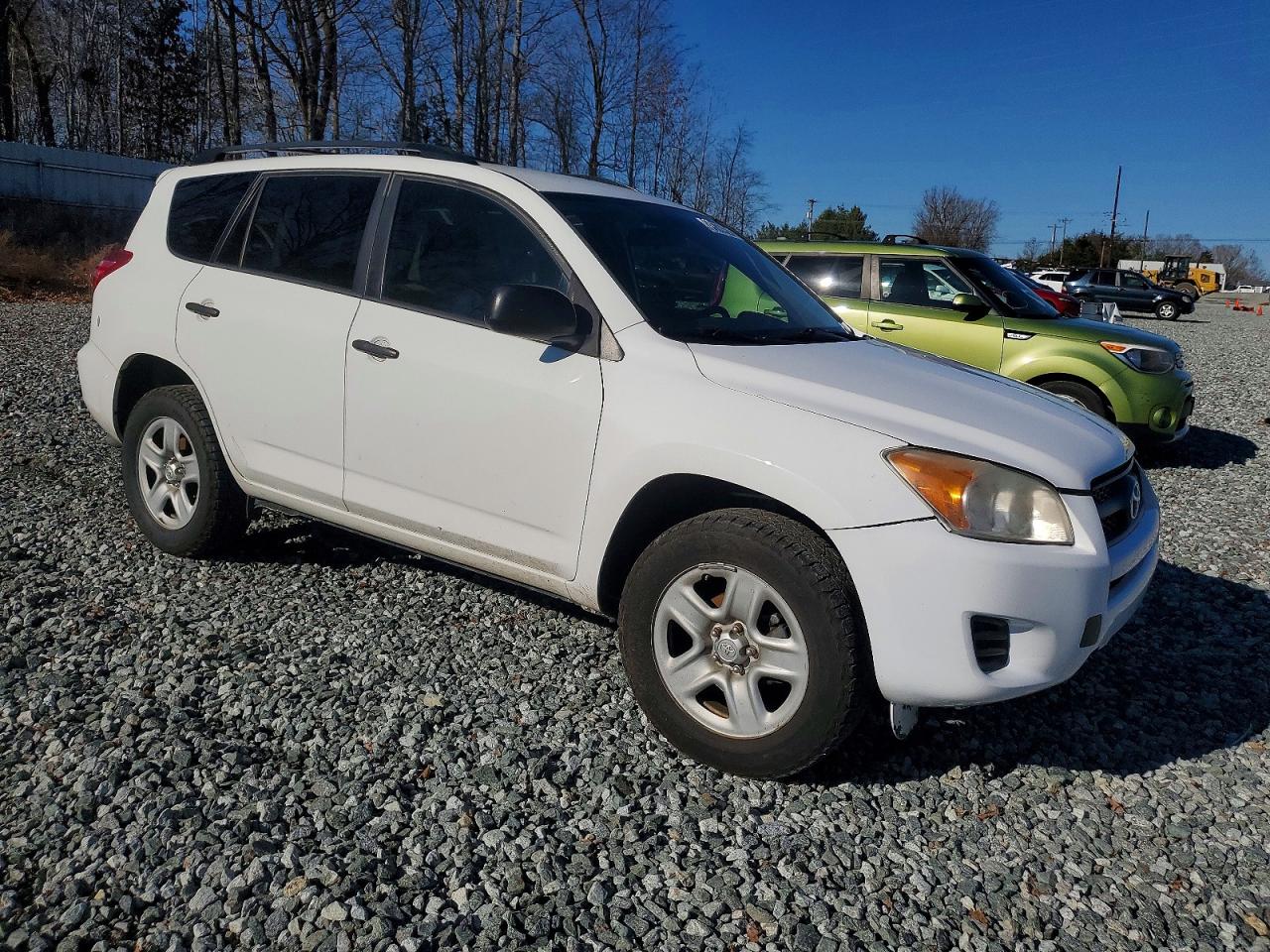 2012 TOYOTA RAV4 BASE photo 4