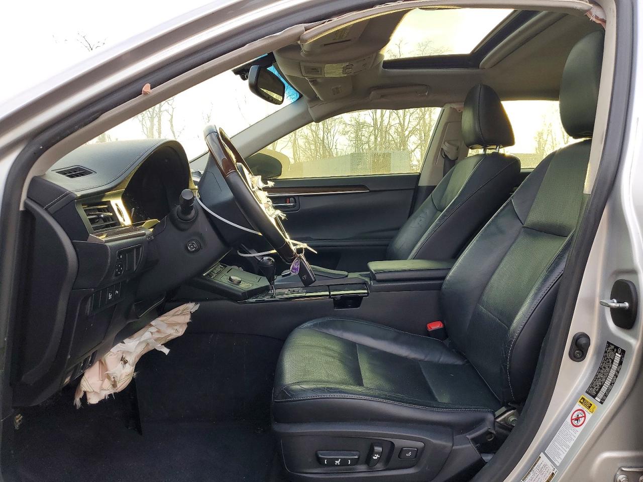 2013 LEXUS ES 350 photo 13