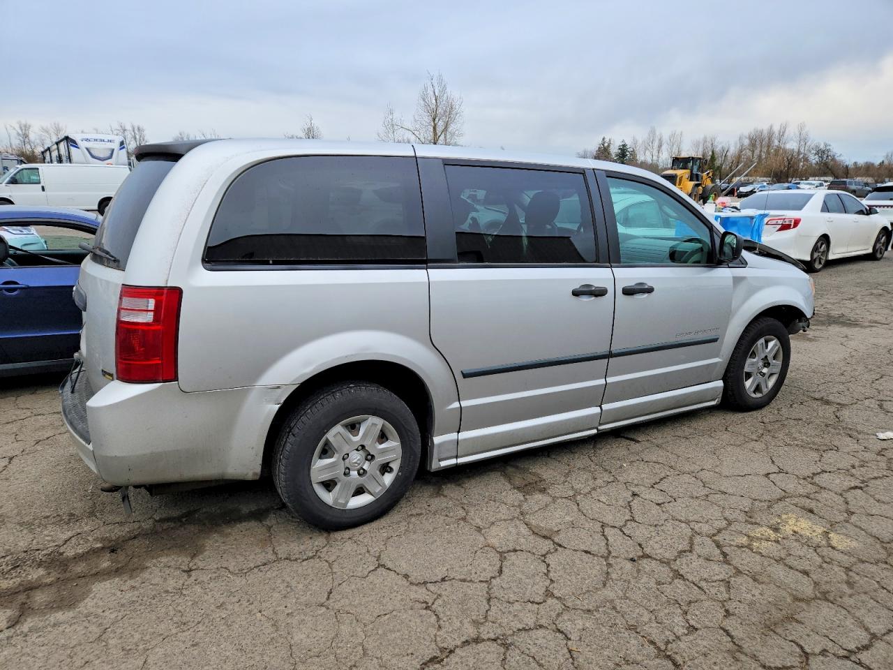 2008 DODGE GRAND CARAVAN SE photo 5