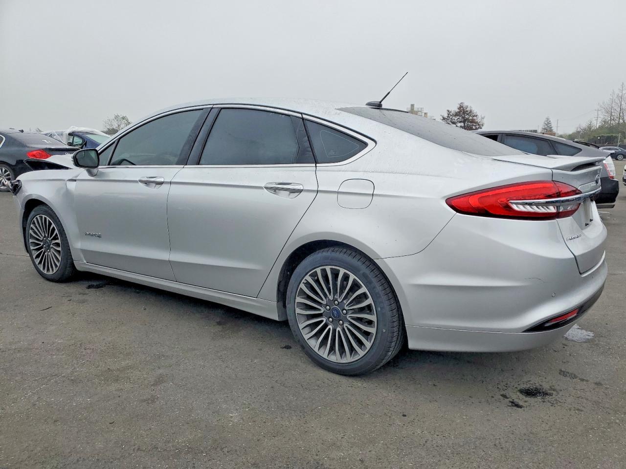 2018 FORD FUSION photo 2