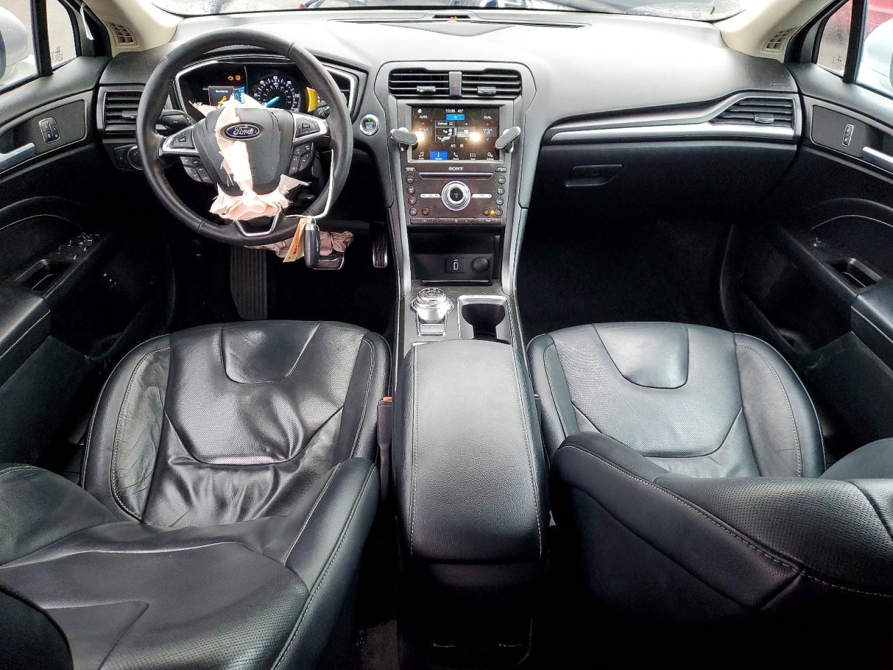 2018 FORD FUSION photo 8