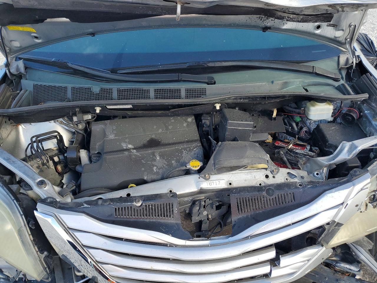 2014 TOYOTA SIENNA XLE photo 12