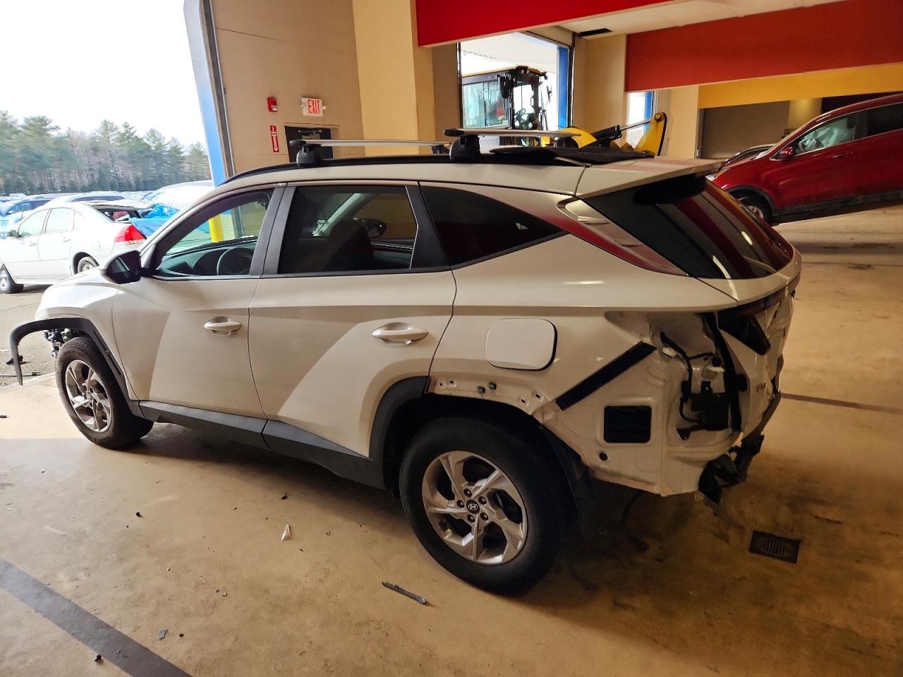 2023 HYUNDAI TUCSON SEL photo 3