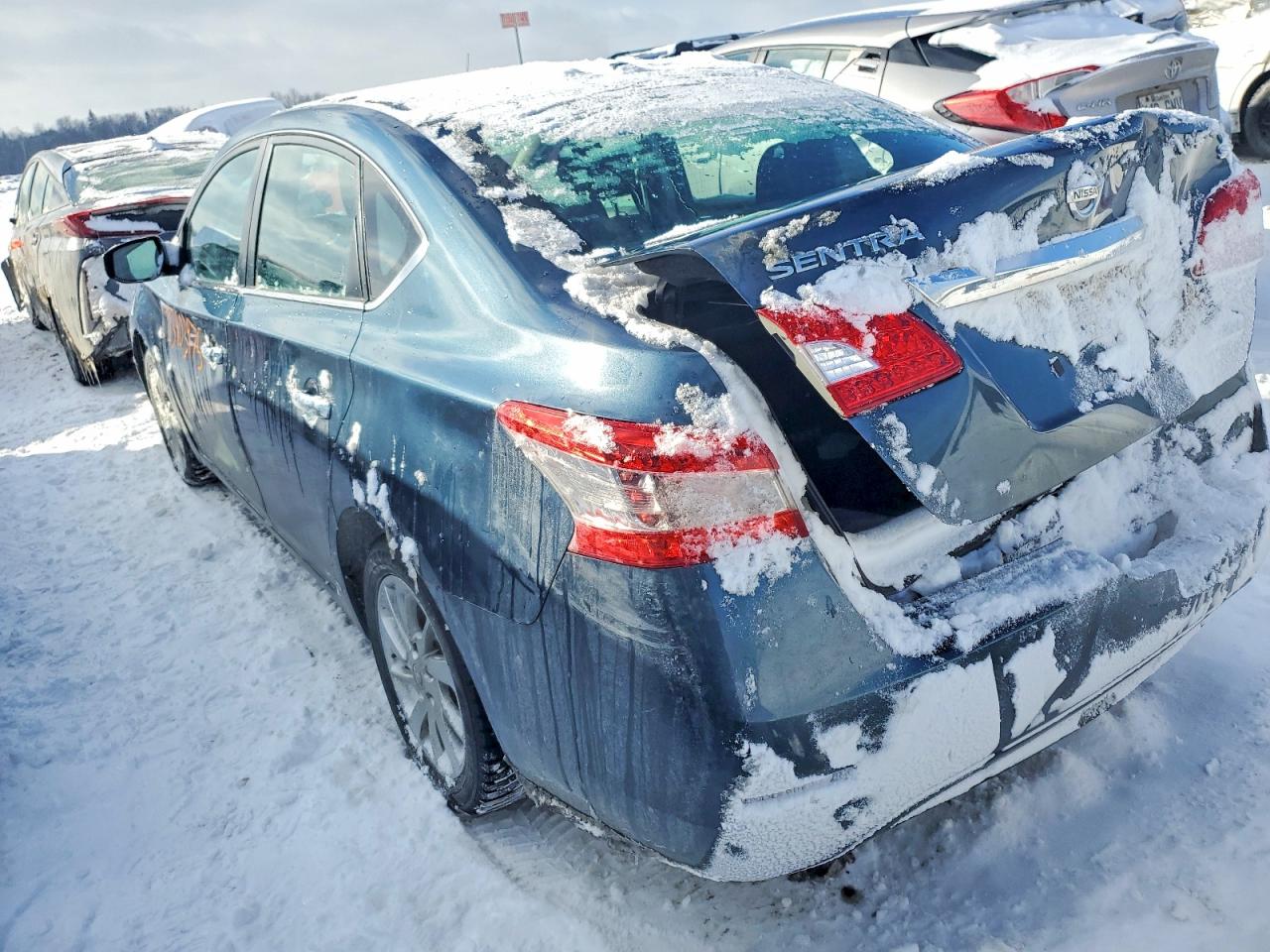 2015 NISSAN SENTRA photo 4