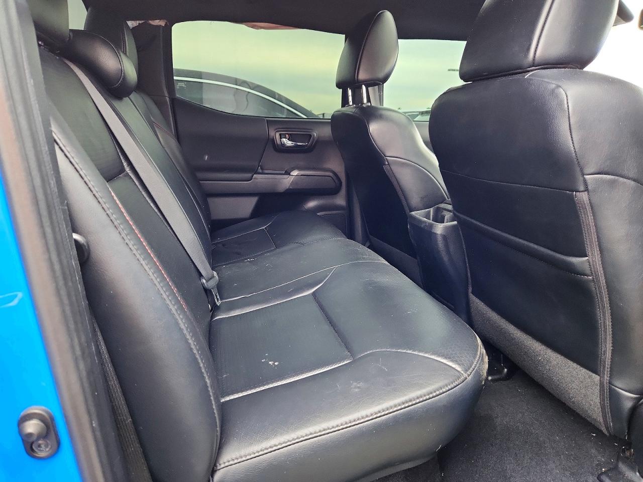 2019 TOYOTA TACOMA DOUBLE CAB photo 10