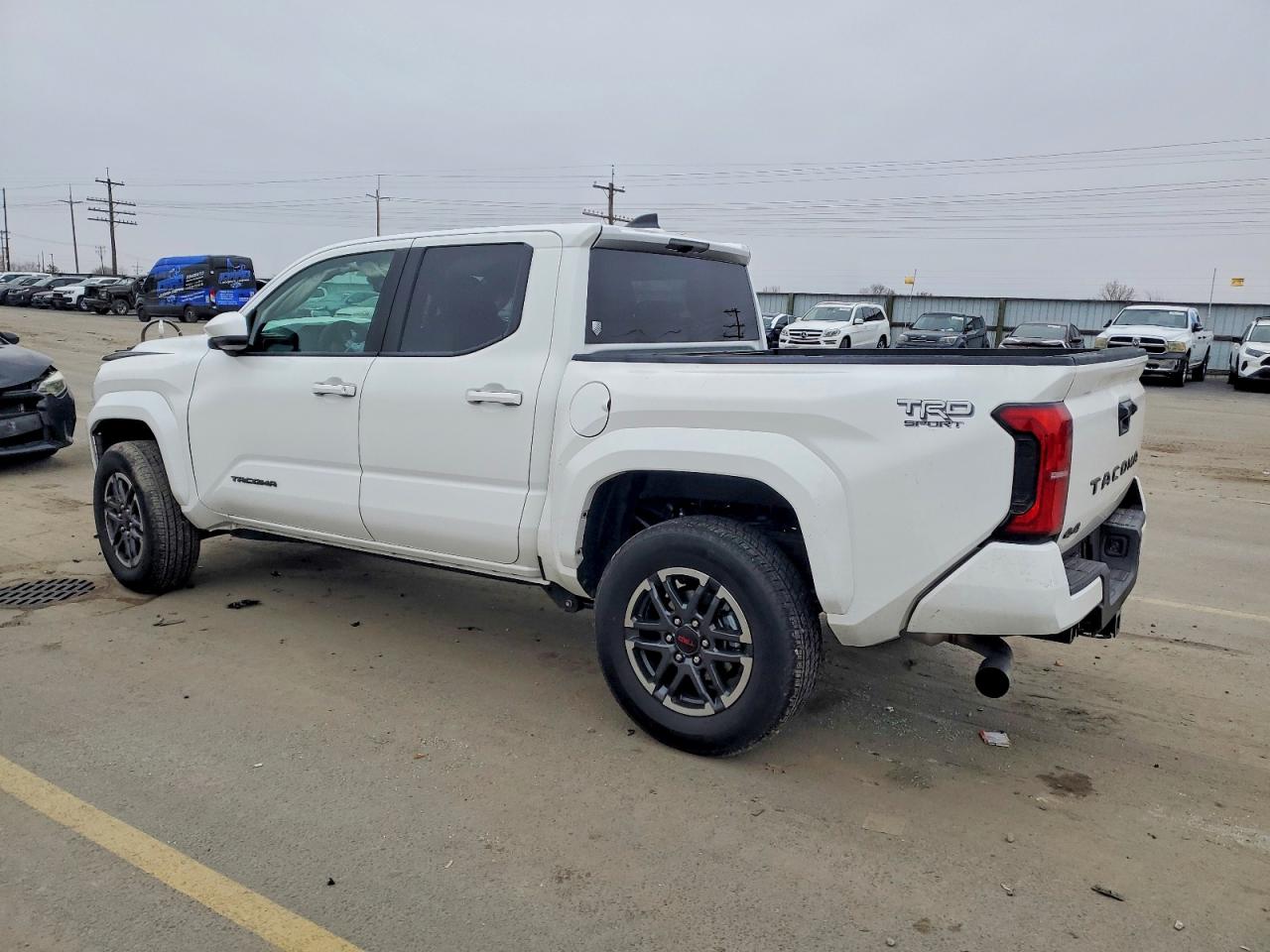 2025 TOYOTA TACOMA photo 3