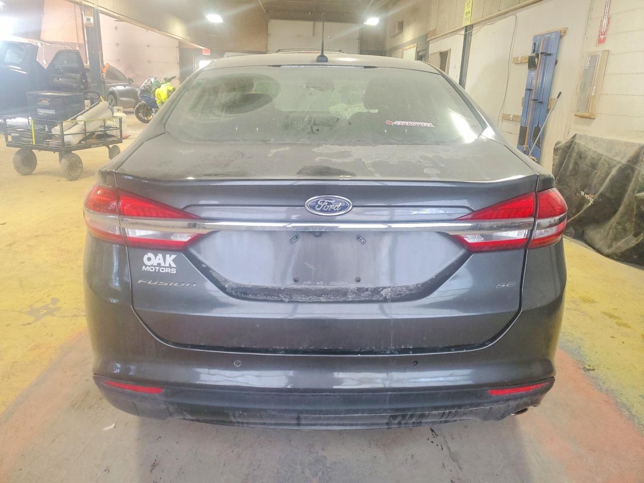 2017 FORD FUSION SE photo 6