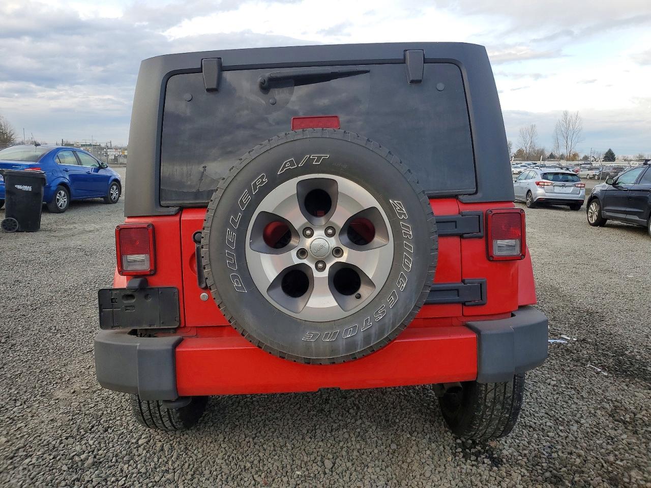 2018 JEEP WRANGLER UNLIMITED SAHARA photo 11