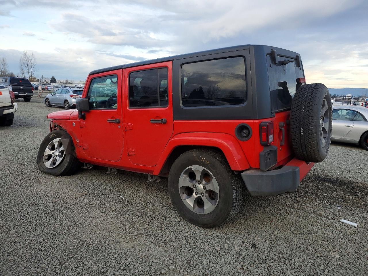 2018 JEEP WRANGLER UNLIMITED SAHARA photo 3