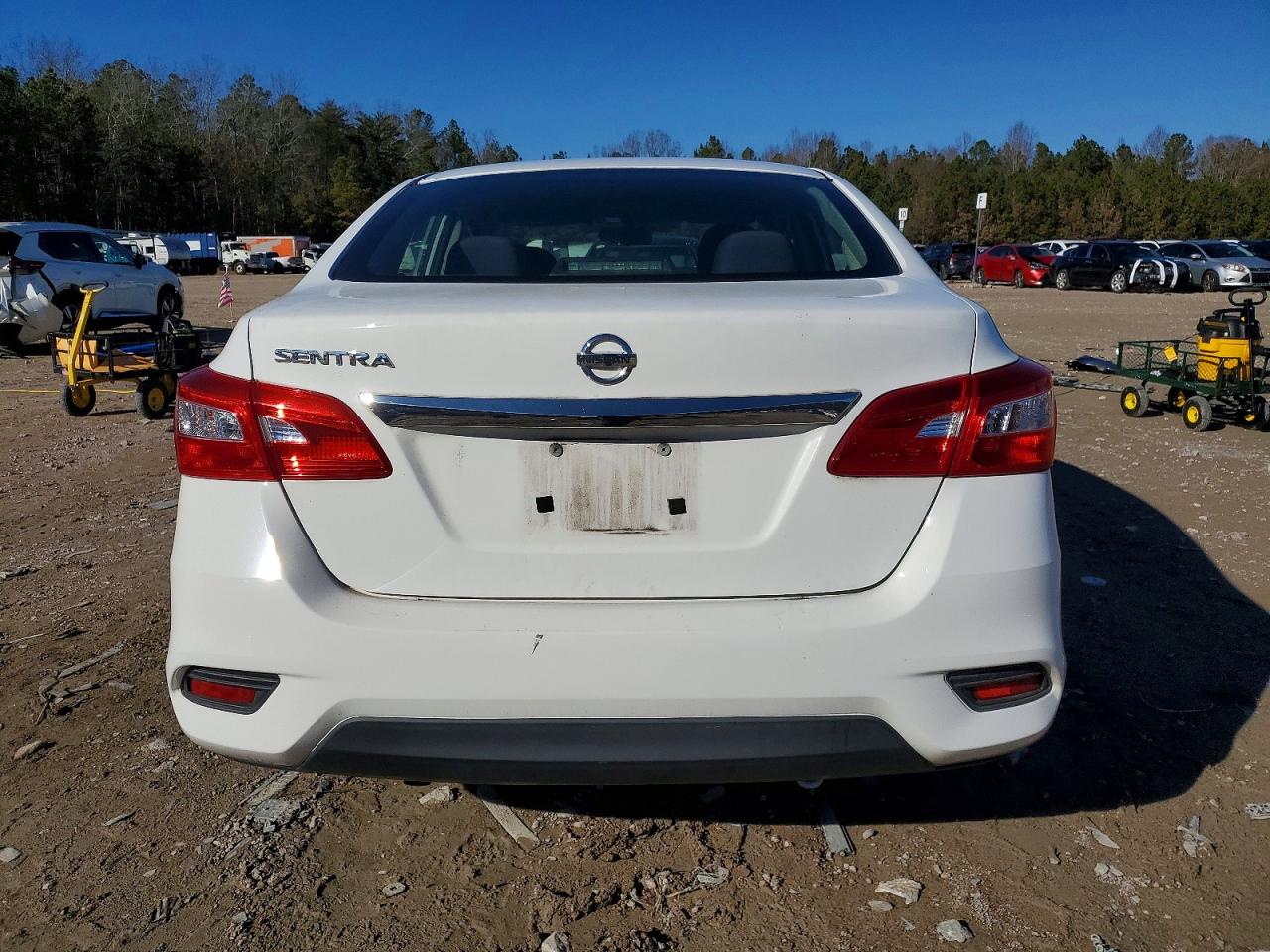 2016 NISSAN SENTRA S photo 11