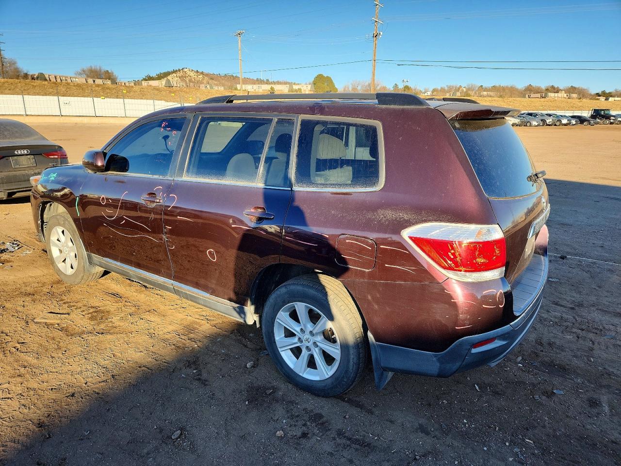 2011 TOYOTA HIGHLANDER BASE photo 3