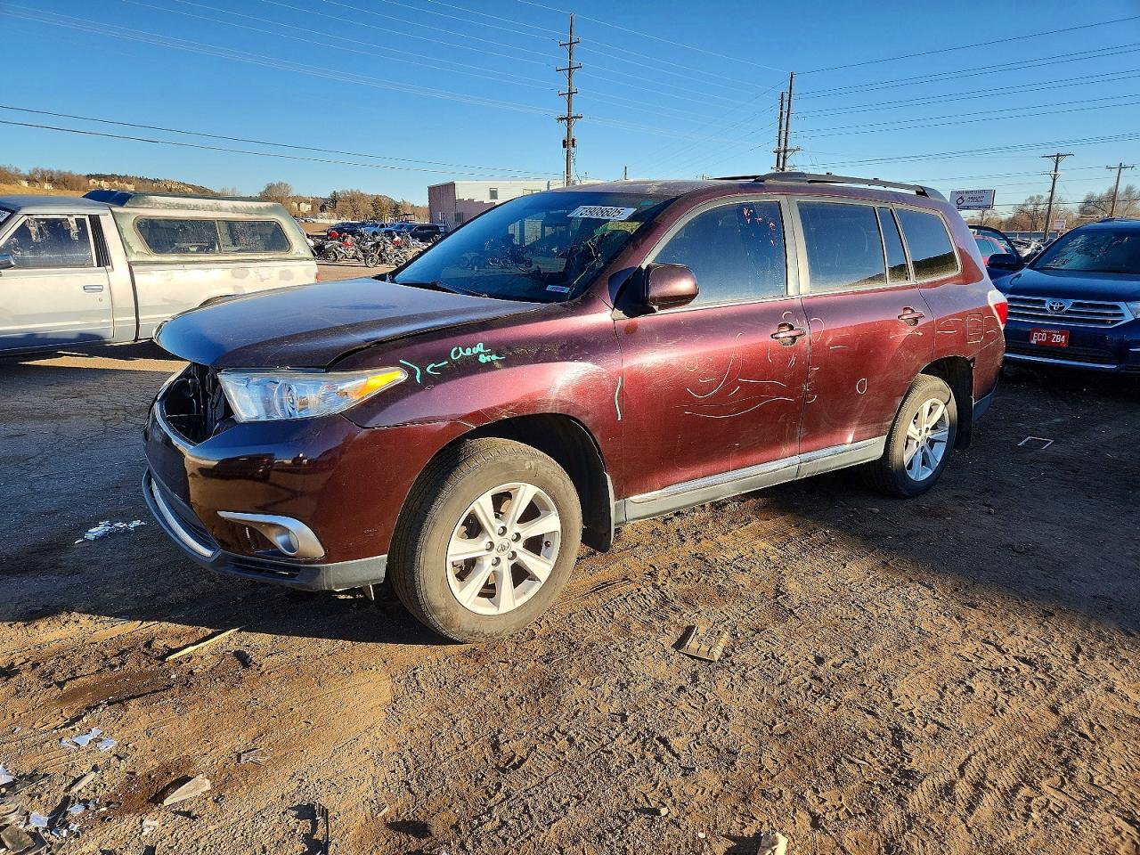 2011 TOYOTA HIGHLANDER