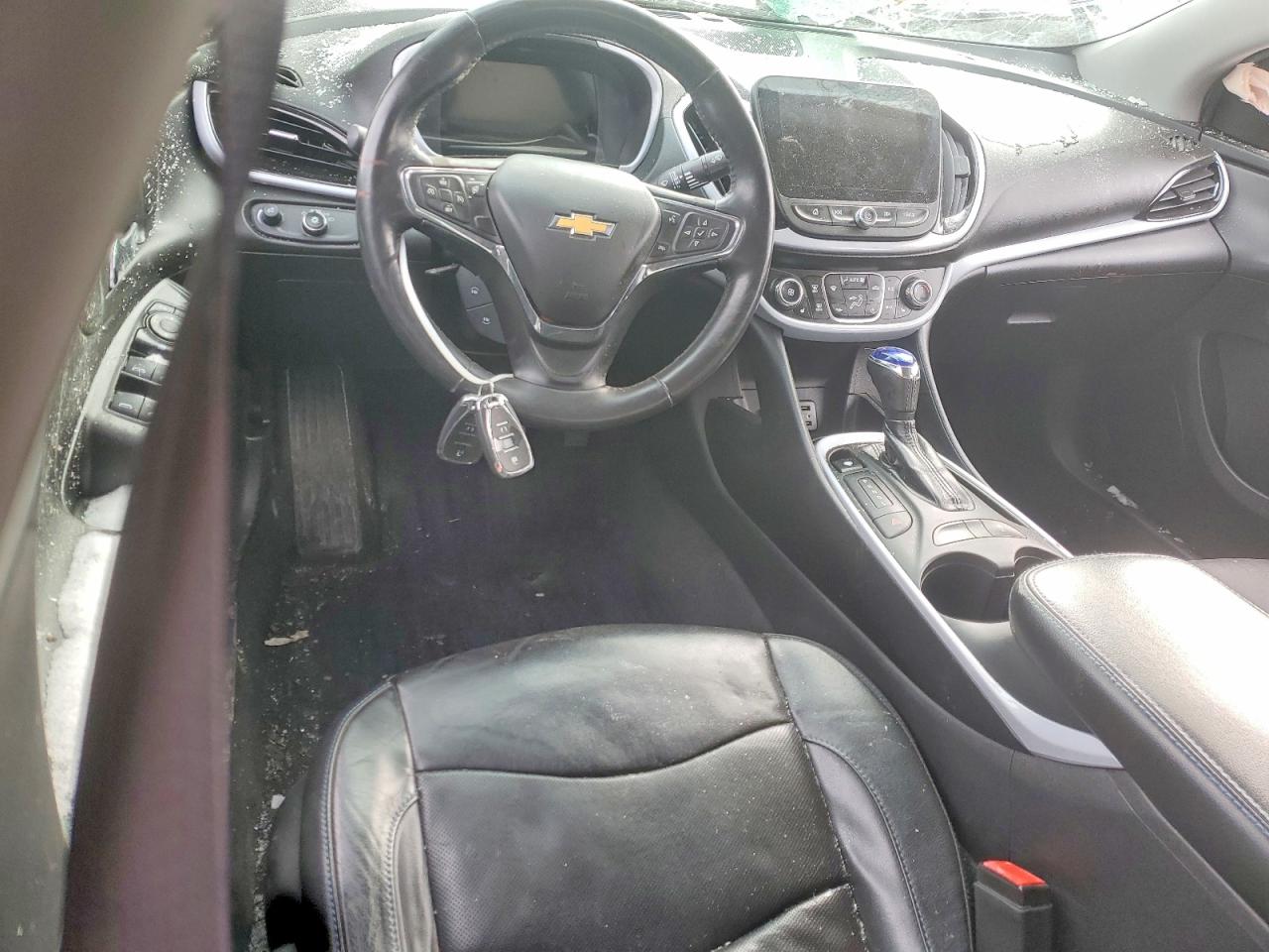 2017 CHEVROLET VOLT LT photo 8