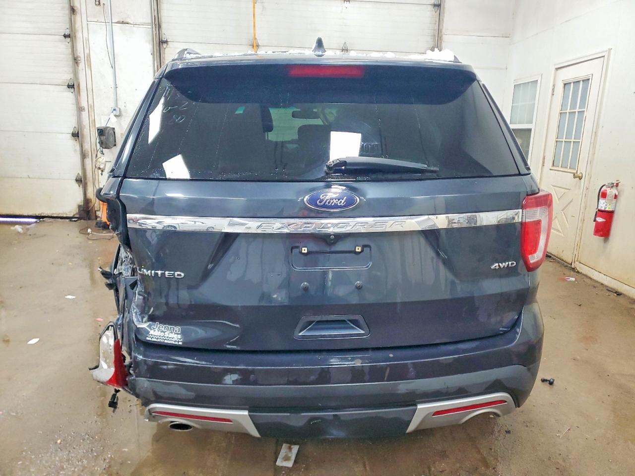 2017 FORD EXPLORER LIMITED photo 16