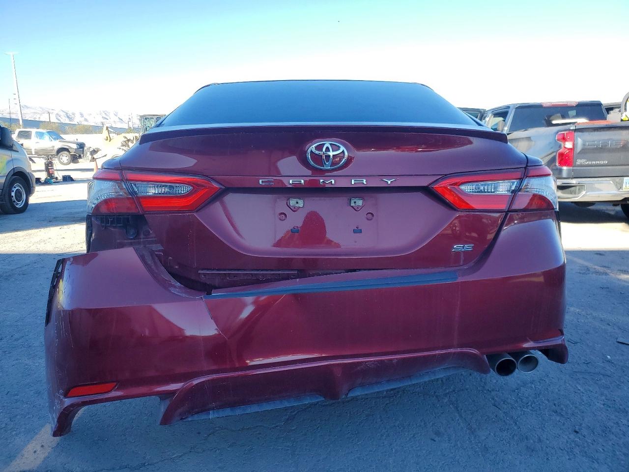 2018 TOYOTA CAMRY L photo 11