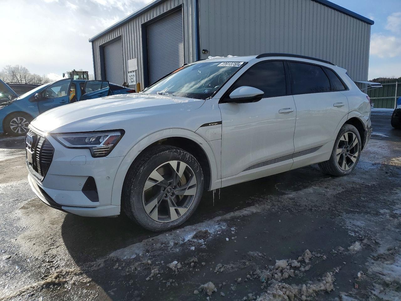 2022 AUDI E-TRON