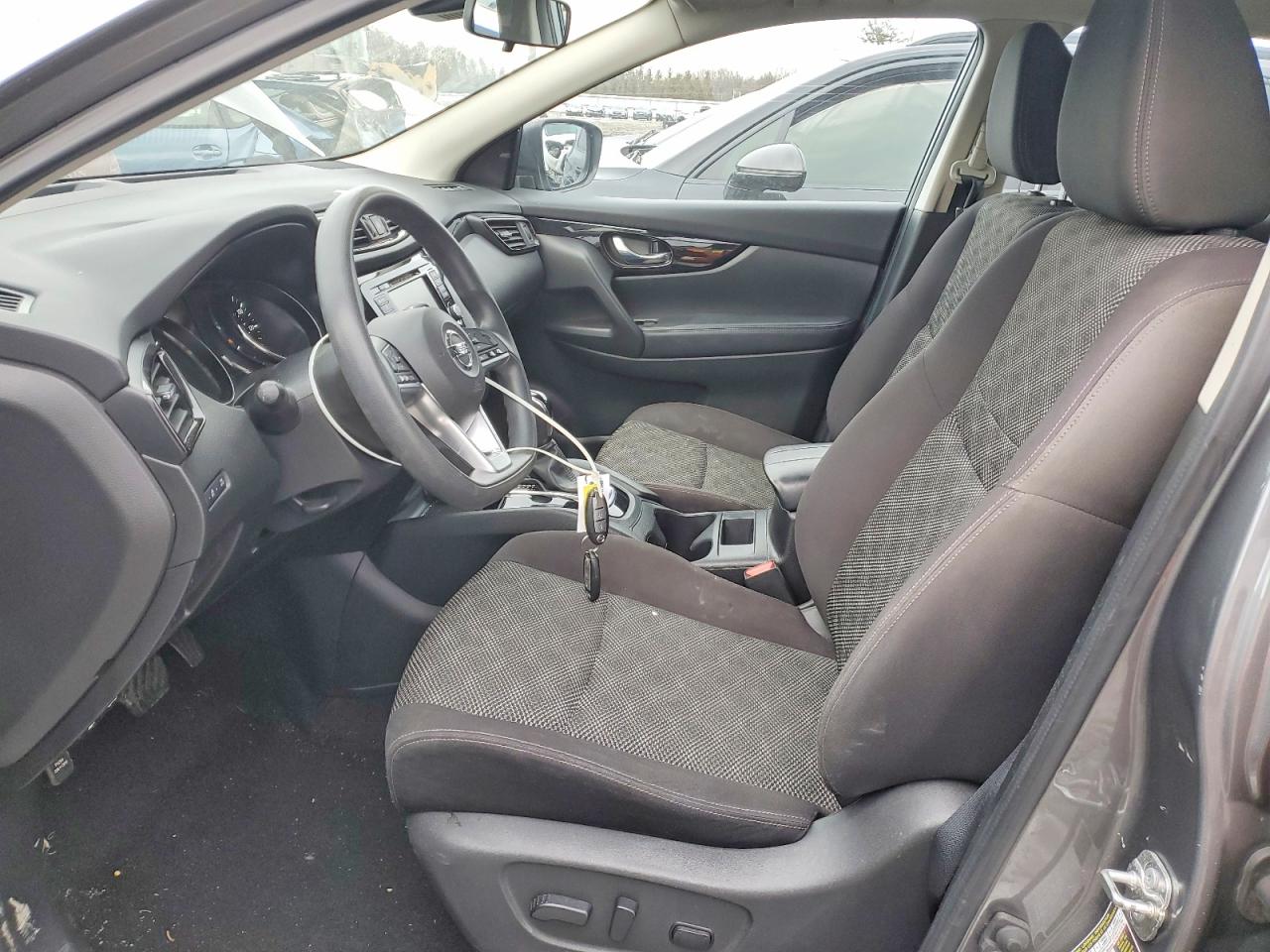 2020 NISSAN ROGUE SPORT S photo 13
