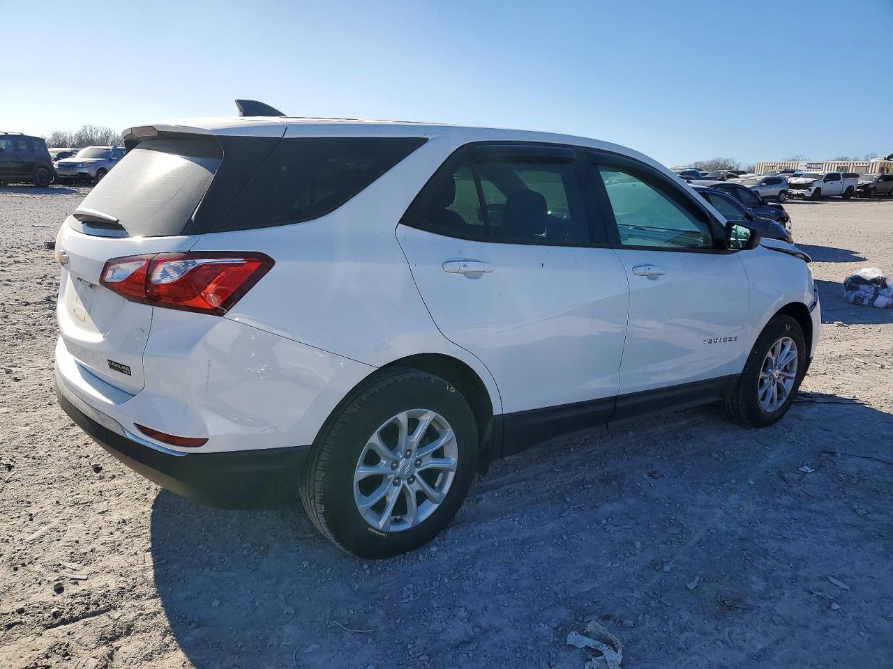 2018 CHEVROLET EQUINOX LS photo 5