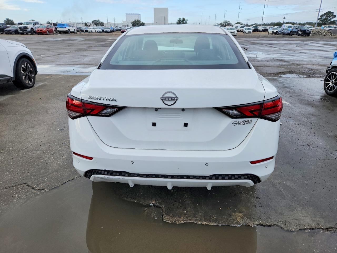 2024 NISSAN SENTRA S photo 11