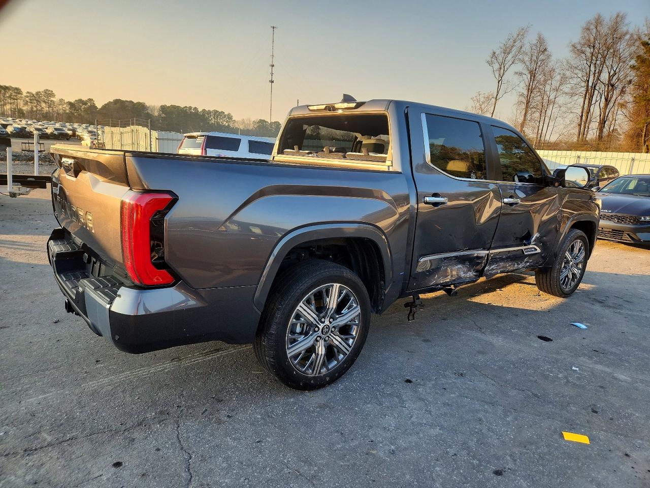2024 TOYOTA TUNDRA photo 3