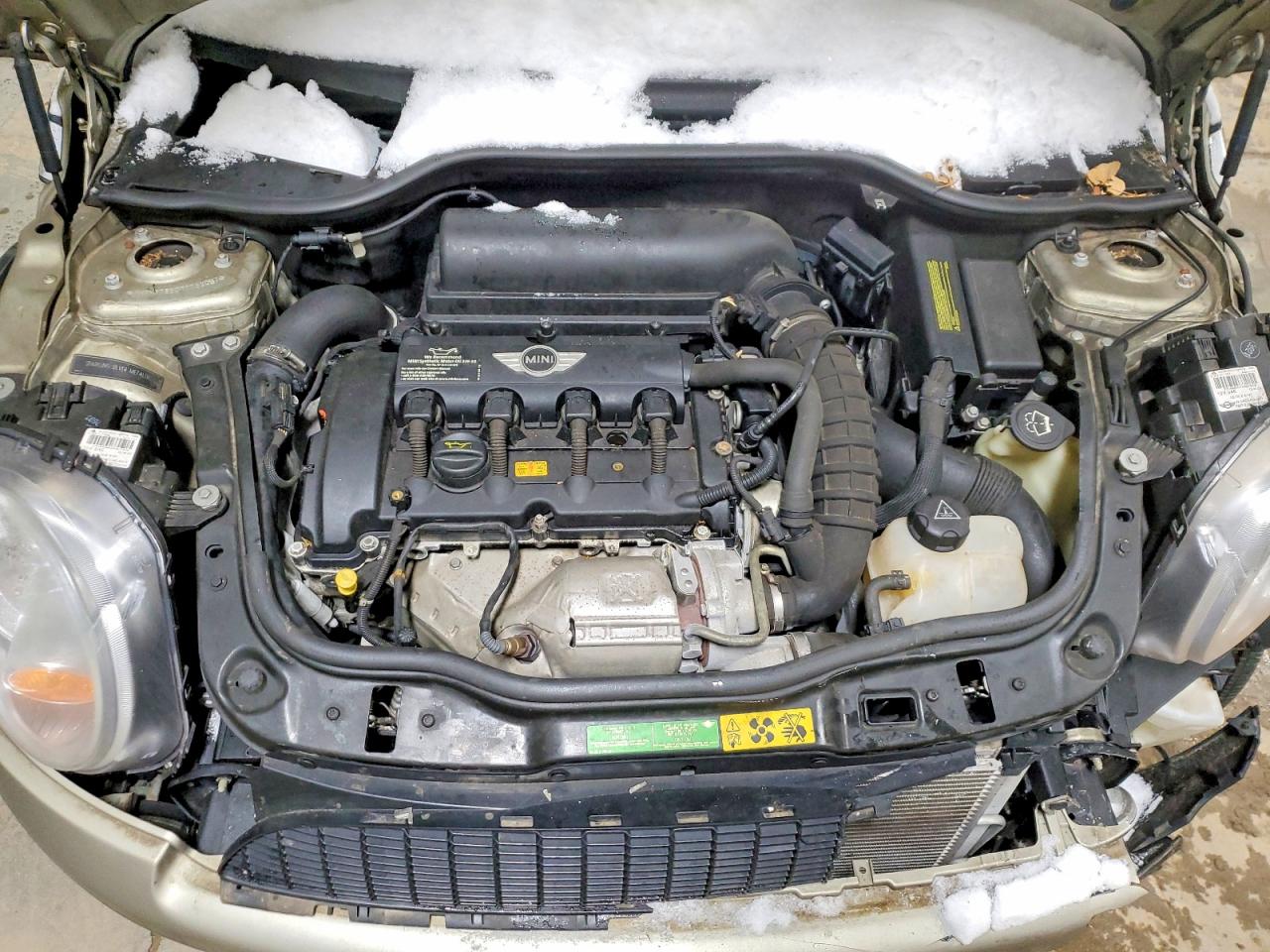 2007 MINI COOPER S photo 21
