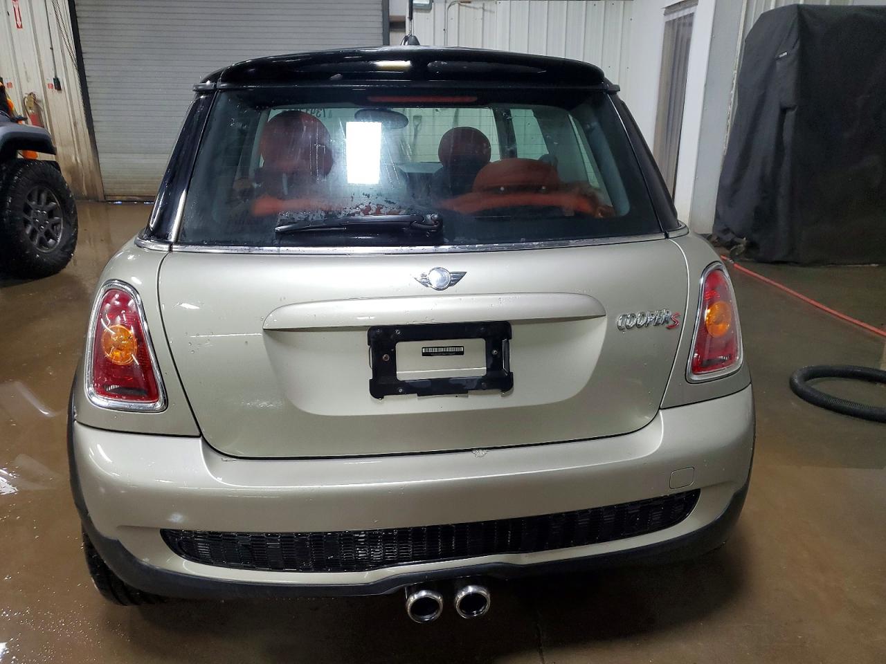 2007 MINI COOPER S photo 11
