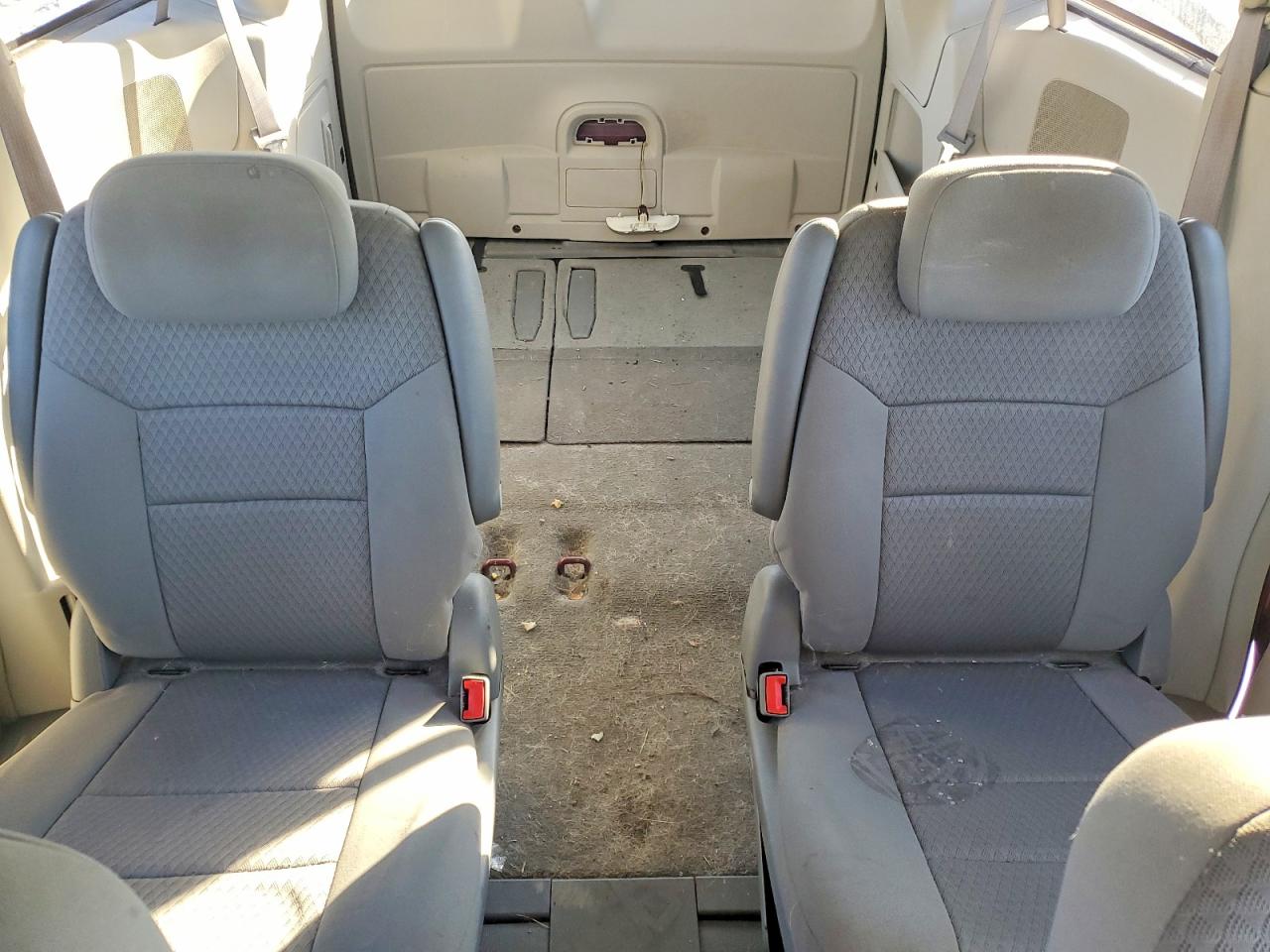 2008 CHRYSLER TOWN & COUNTRY TOURING photo 10