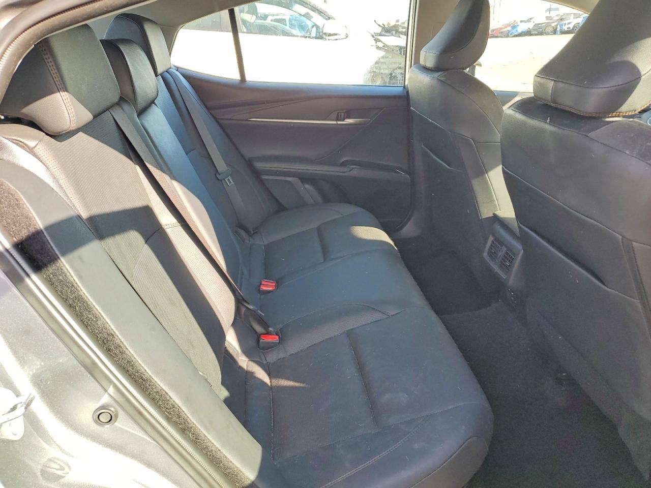2025 TOYOTA CAMRY XSE photo 10