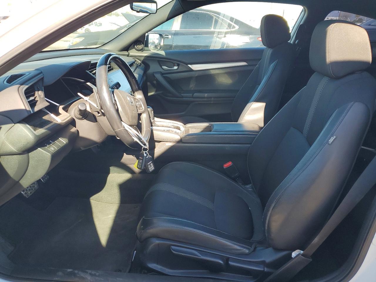 2020 HONDA CIVIC SPORT photo 7
