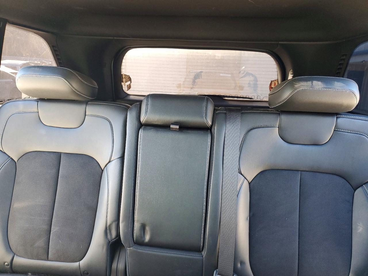 2023 JEEP GRAND CHEROKEE photo 10