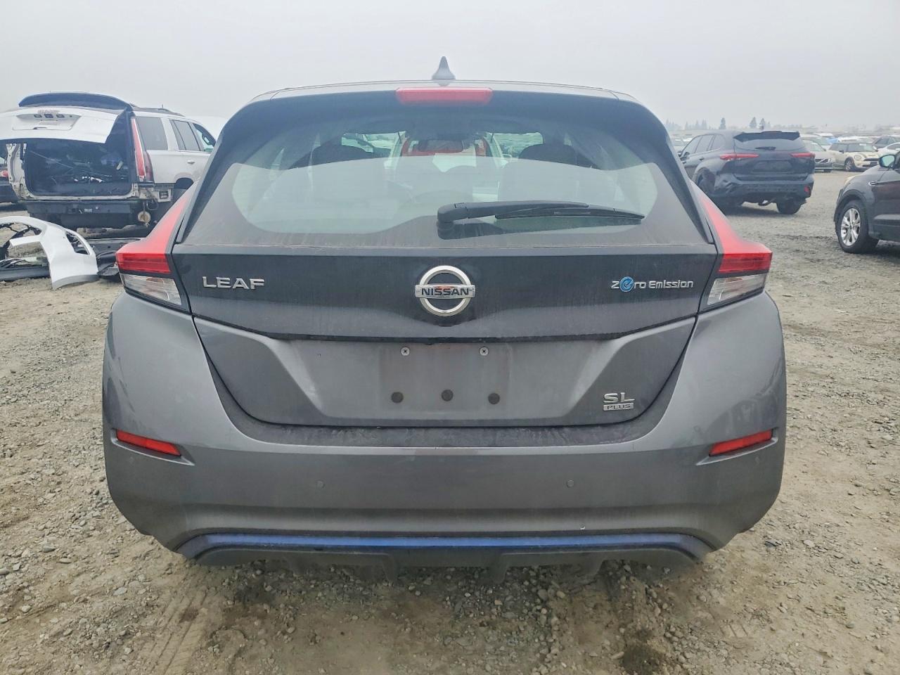 2022 NISSAN LEAF SL PLUS photo 6