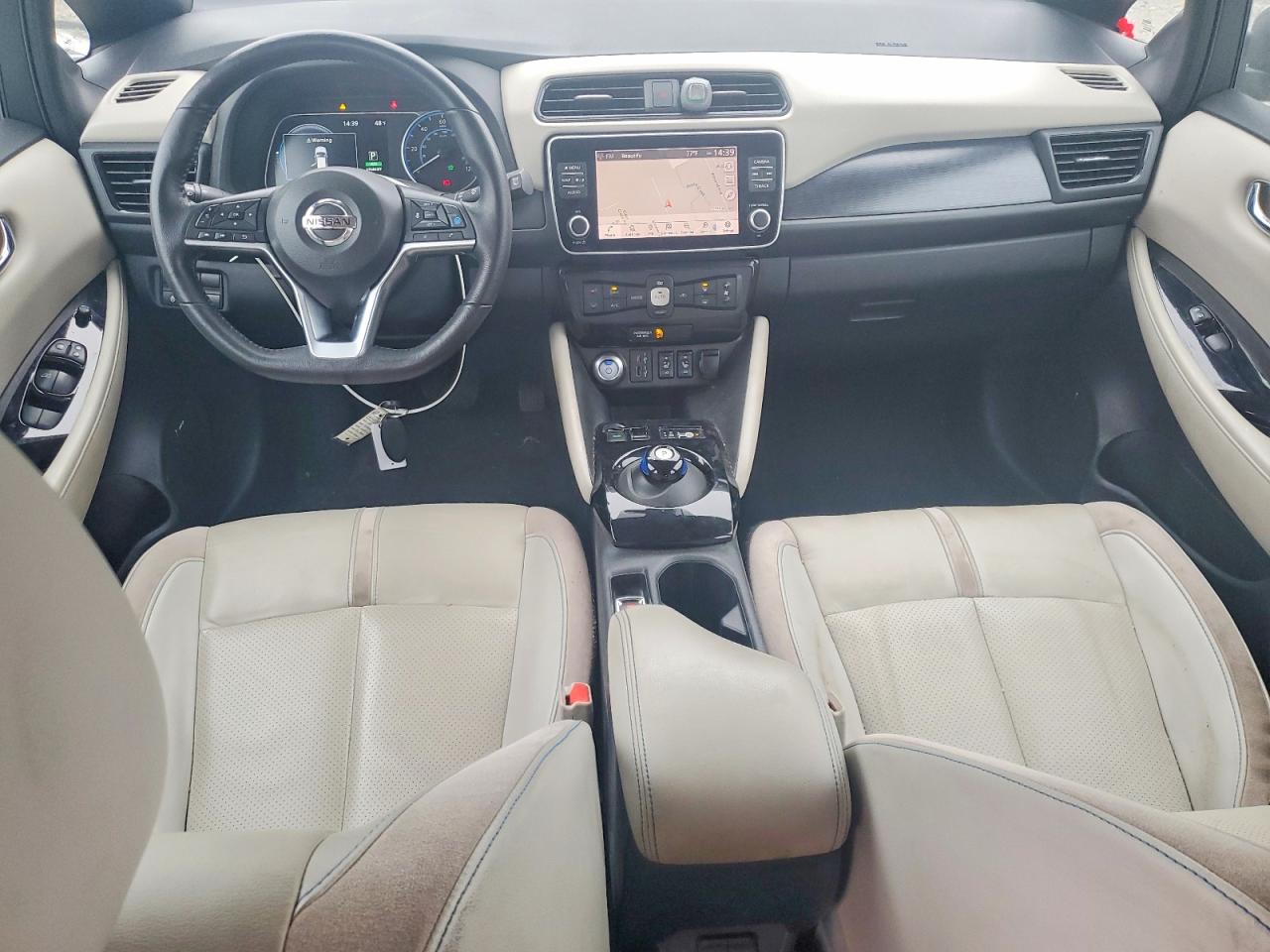 2022 NISSAN LEAF SL PLUS photo 8