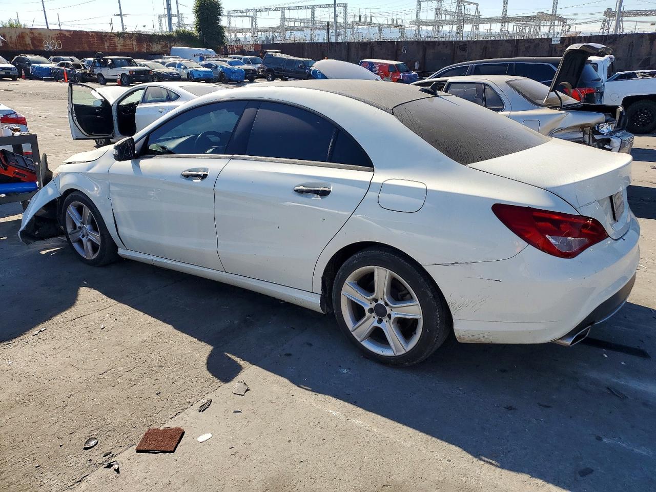 2016 MERCEDES-BENZ CLA 250 photo 2
