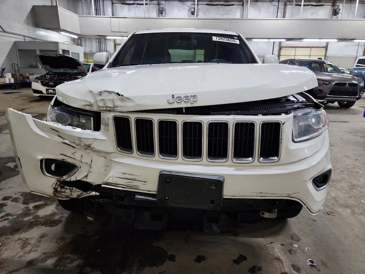 2014 JEEP GRAND CHEROKEE LAREDO photo 9