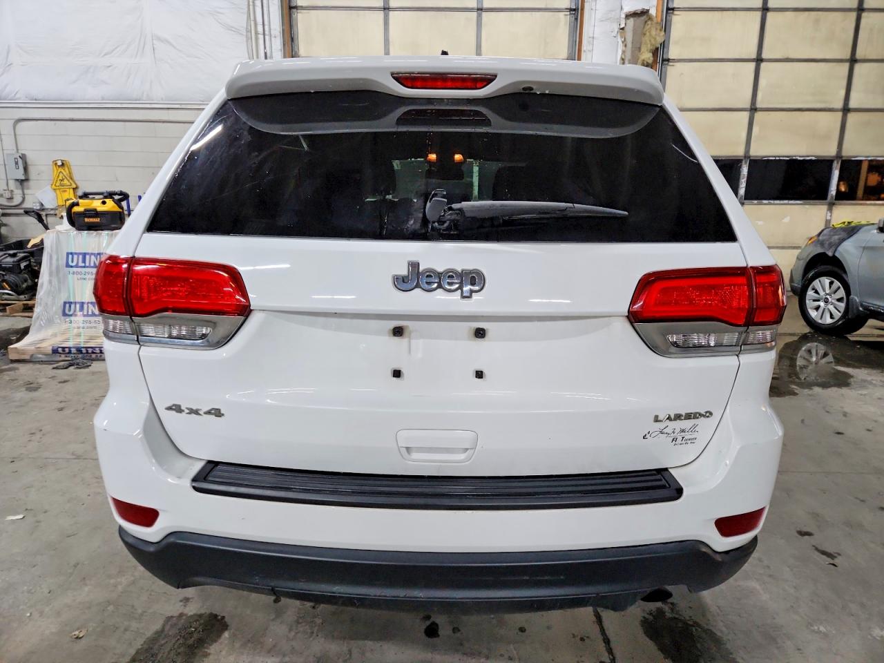 2014 JEEP GRAND CHEROKEE LAREDO photo 11