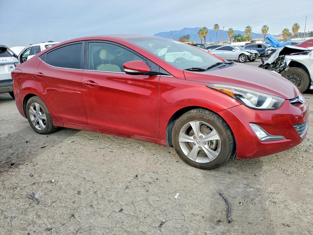 2016 HYUNDAI ELANTRA SE photo 4
