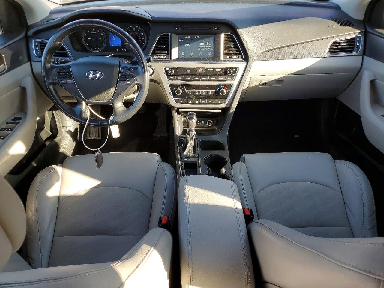2017 HYUNDAI SONATA SPORT photo 15