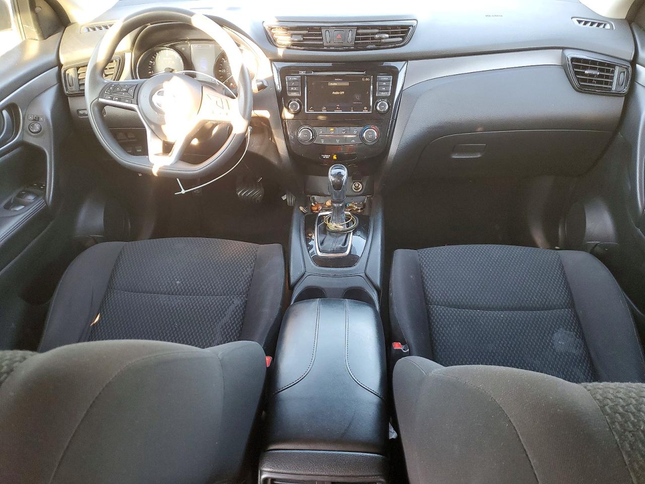 2020 NISSAN ROGUE SPORT S photo 8