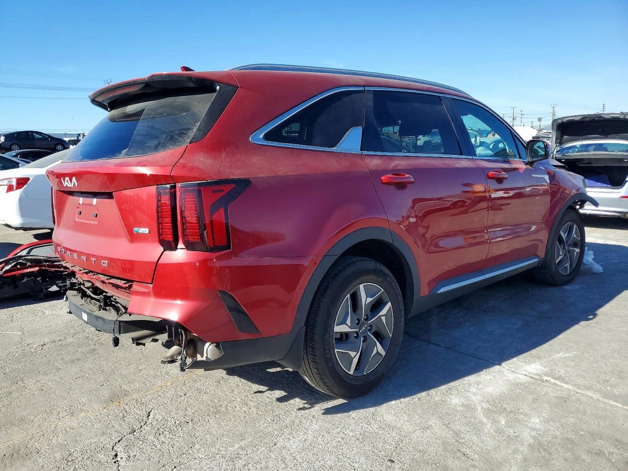 2022 KIA SORENTO S photo 3